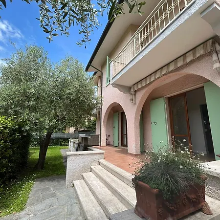 Great Private For Family Holidays And Cultural Outings Near Dei Marmi Recommended