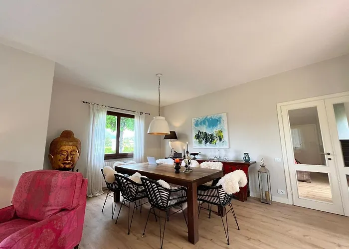 Great Private For Family Holidays And Cultural Outings Near Dei Marmi Recommended Villa Marina di Pietrasanta